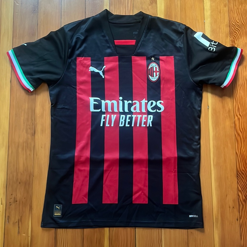 AC Milan Puma Football Soccer Jersey Home - Size Medium